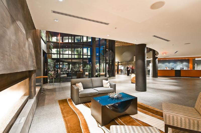 فندق Black Rock Oceanfront Resort