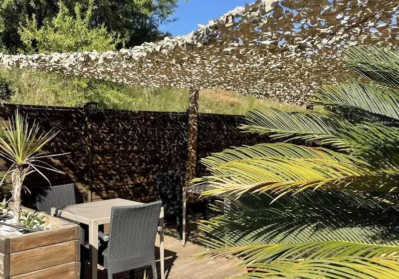 בית מלון כפרי Campanile Montpellier Ouest Croix D Argent