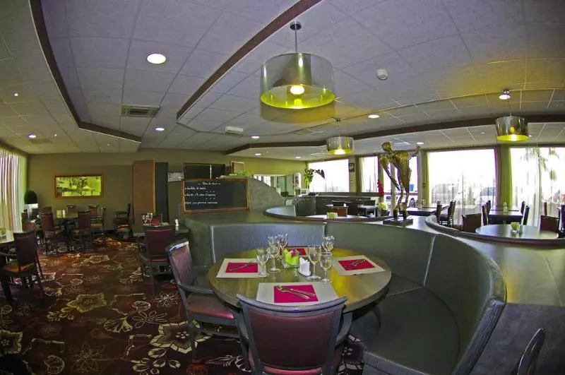 בית מלון כפרי Campanile Montpellier Ouest Croix D Argent