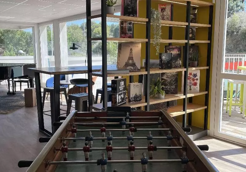 בית מלון כפרי Campanile Montpellier Ouest Croix D Argent