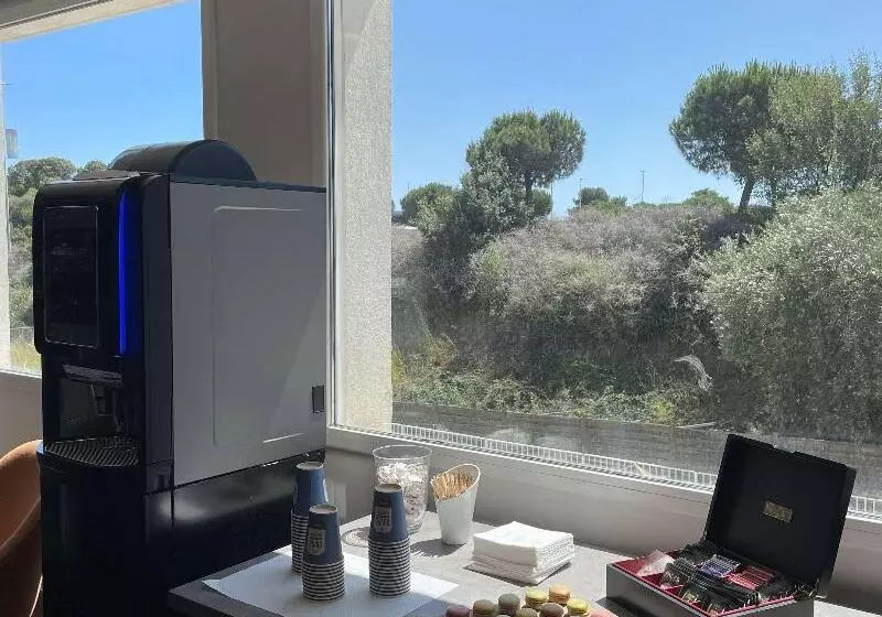 בית מלון כפרי Campanile Montpellier Ouest Croix D Argent