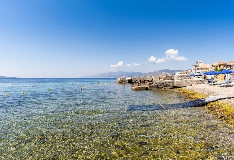 בית מלון כפרי Capo Peloro