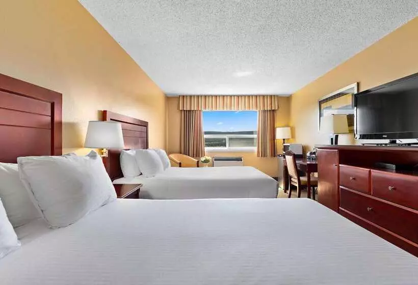 酒店 Coast Fraser Inn