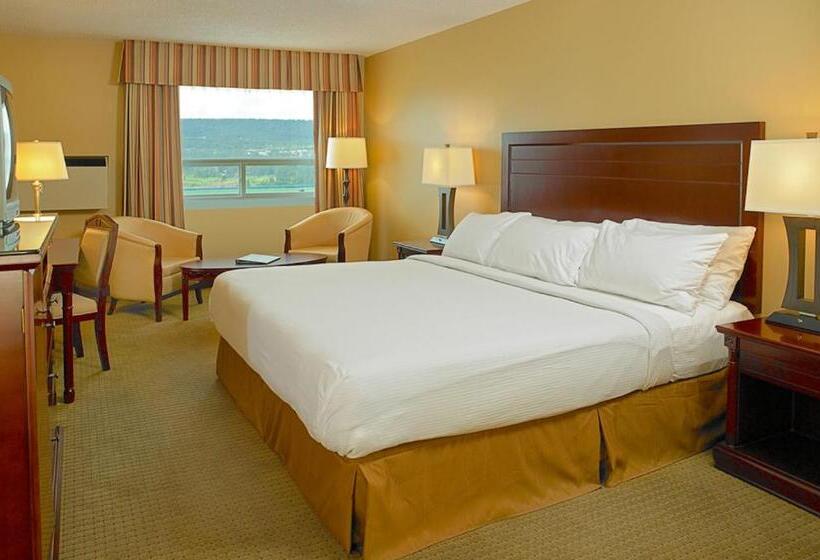 هتل Coast Fraser Inn