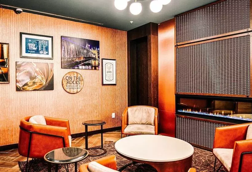 Delta Hotels By Marriott Cincinnati Sharonville