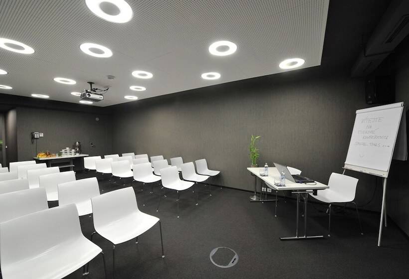 Metropol Design Hotel Old Town