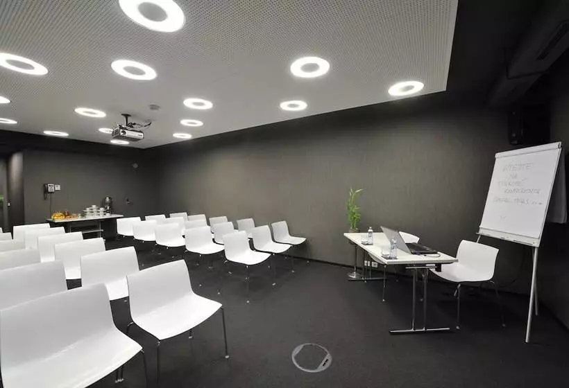 Metropol Design Hotel Old Town