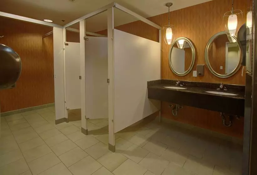 هتل Fairfield Inn New York Long Island City Manhattan View