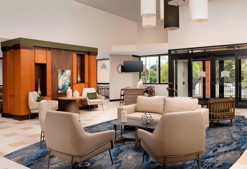 فندق Fairfield Inn & Suites By Marriott Miami Airport South