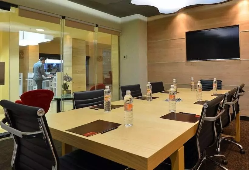 호텔 Fiesta Inn Nogales