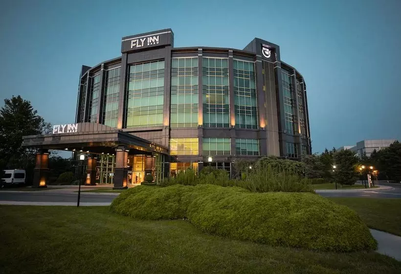 هتل Fly Inn Baku