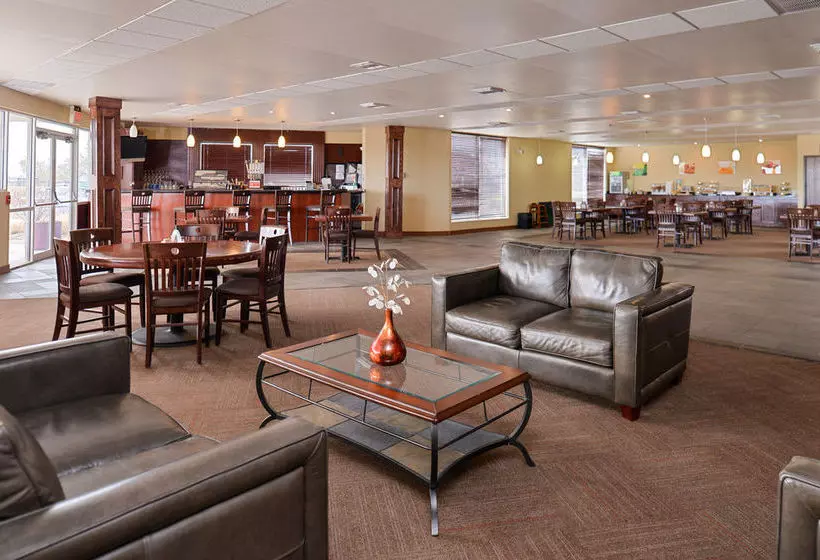 Отель Quality Inn Oklahoma City Airport