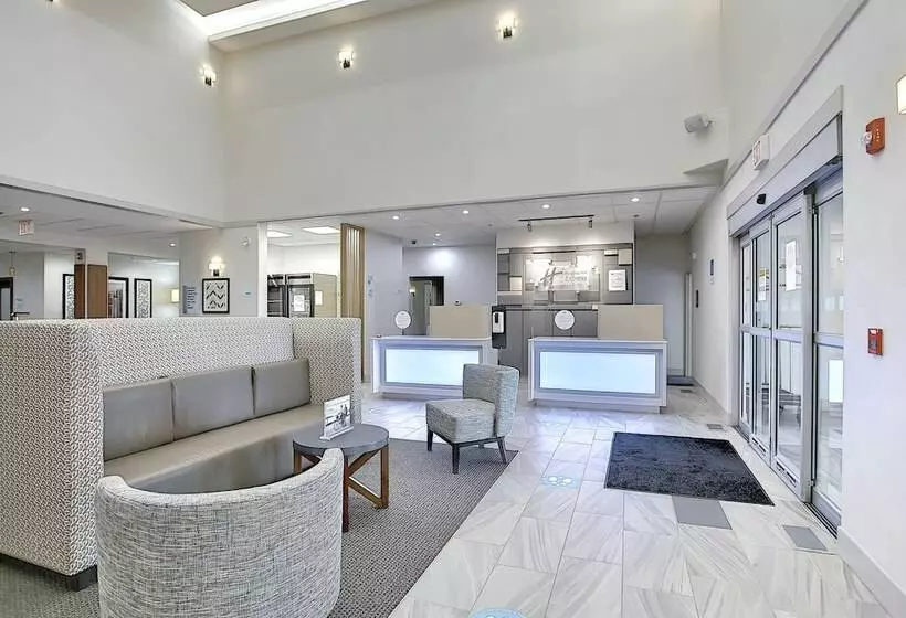 Hotel Holiday Inn Express Airport Calgary, An Ihg