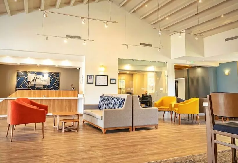 Otel Holiday Inn Express Chihuahua, An Ihg