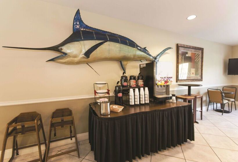 בית מלון כפרי La Quinta By Wyndham Pcb Coastal Palms