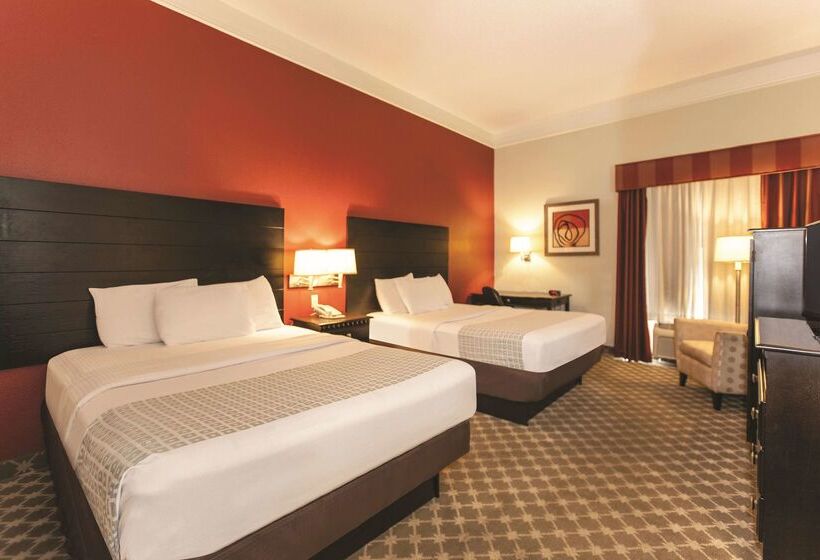 בית מלון כפרי La Quinta By Wyndham Pcb Coastal Palms