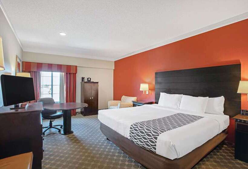 בית מלון כפרי La Quinta By Wyndham Pcb Coastal Palms