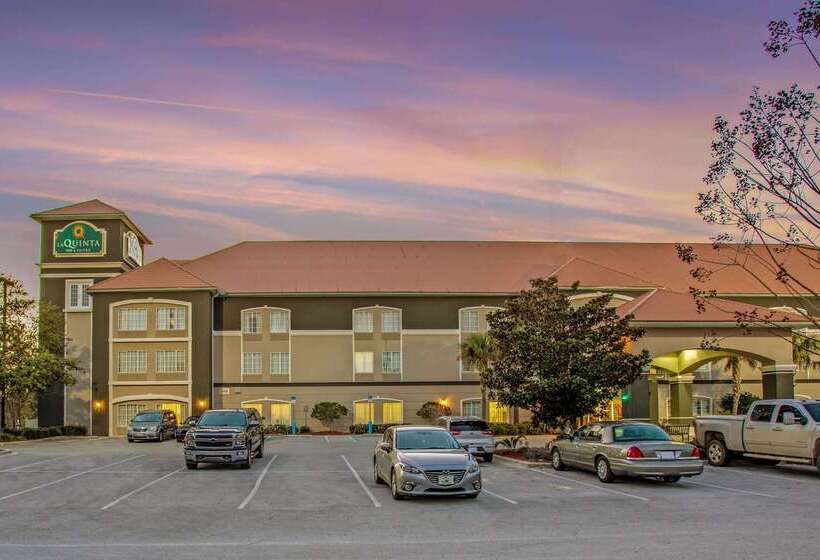 בית מלון כפרי La Quinta By Wyndham Pcb Coastal Palms