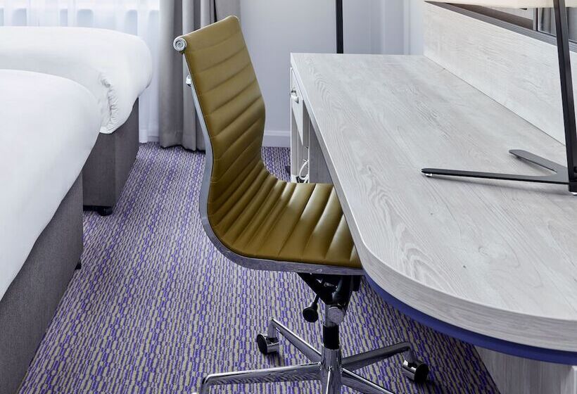 فندق Leonardo Exeter