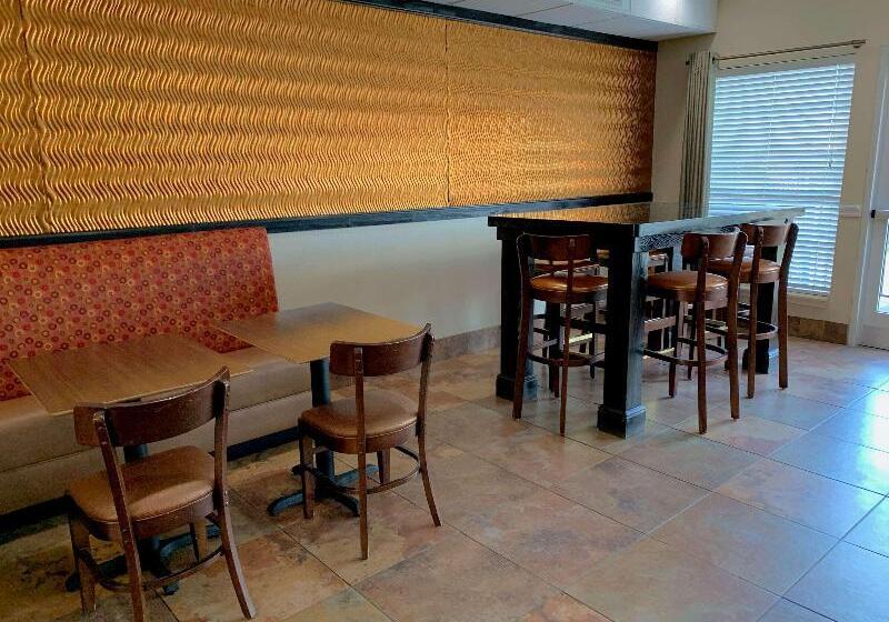 Szálloda Mainstay Suites Addisondallas