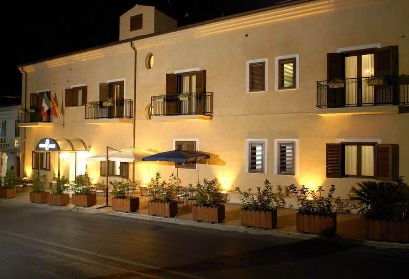 فندق Paradiso Delle Madonie