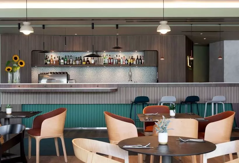 Отель Park Inn By Radisson Krakow