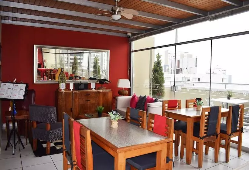 هتل Runcu Miraflores