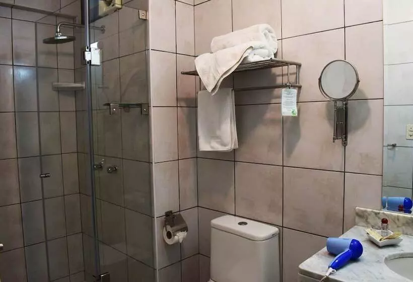 هتل Runcu Miraflores