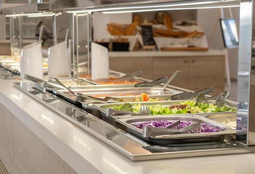 St Constantin Sea Hotel & Spa Resort