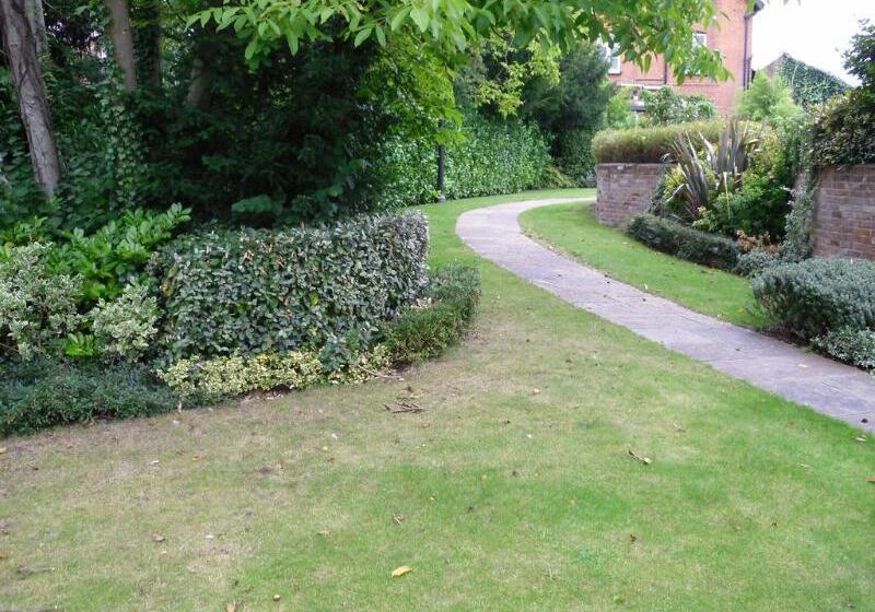 Mandolay Hotel Guildford