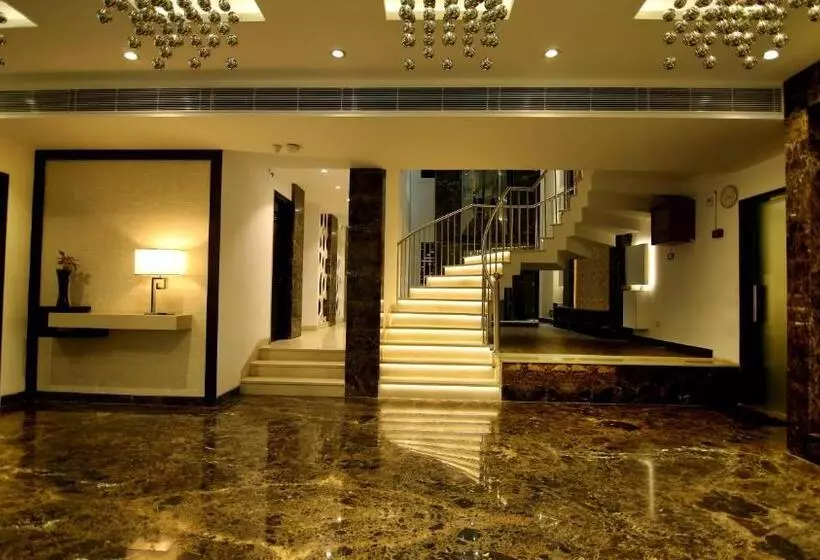 בית מלון כפרי The Prime Balaji Deluxe At New Delhi Railway Station   Free Airport Pickup