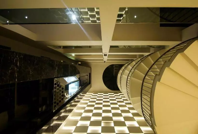 בית מלון כפרי The Prime Balaji Deluxe At New Delhi Railway Station   Free Airport Pickup