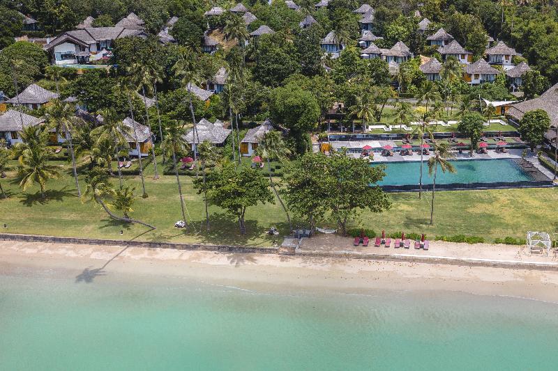 בית מלון כפרי The Vijitt Resort Phuket Sha Extra Plus