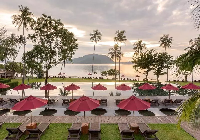 فندق The Vijitt Resort Phuket Sha Extra Plus
