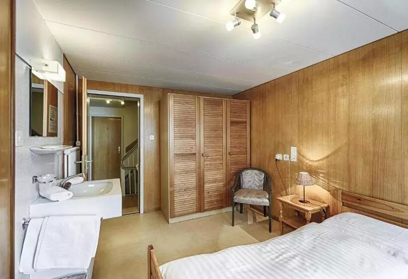 ホテル Weisses Kreuz