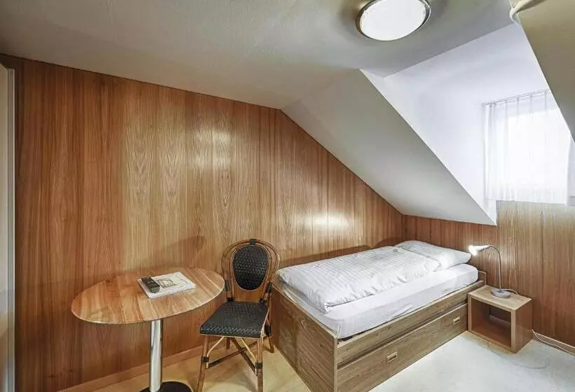 ホテル Weisses Kreuz