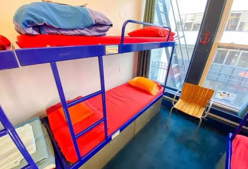 Ith San Francisco Pacific Tradewinds Hostel