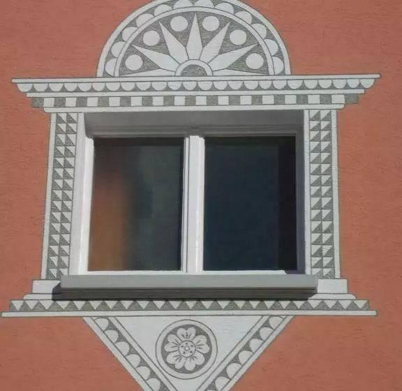 هتل Tamina