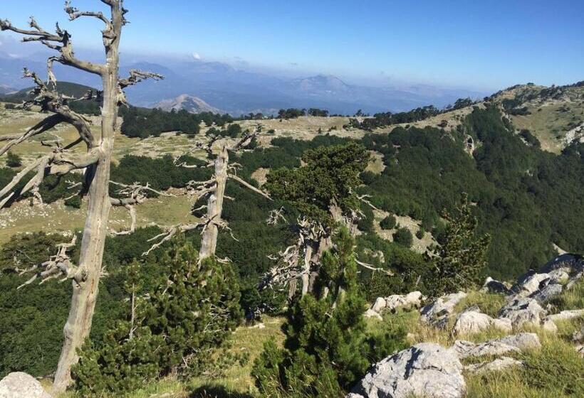 بنسيون La Stella Del Pollino
