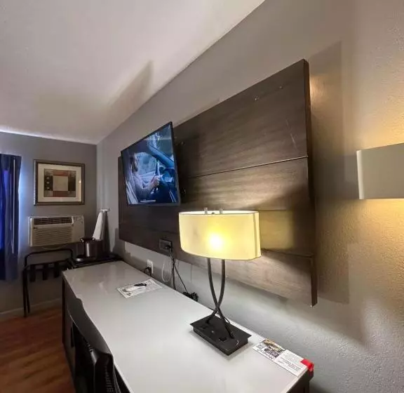 ホテル Rodeway Inn