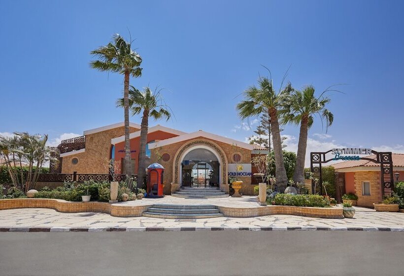 استراحتگاه Golden Ocean Marina