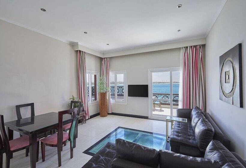 استراحتگاه Golden Ocean Marina