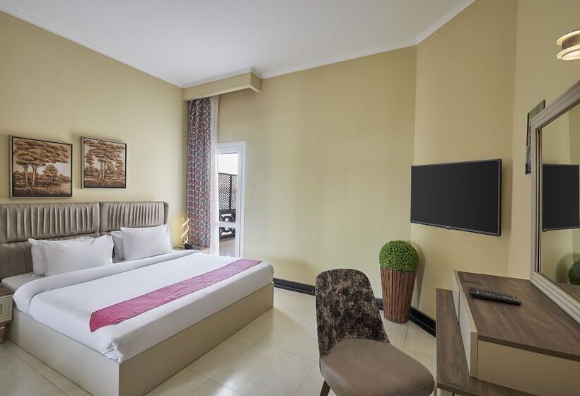 استراحتگاه Golden Ocean Marina