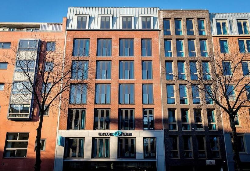 Motel One Amsterdam Waterlooplein