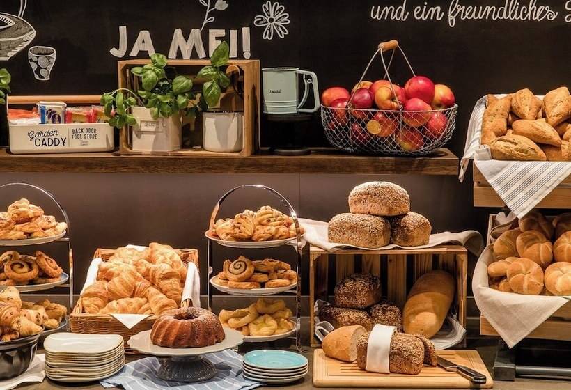 Motel One Amsterdam Waterlooplein