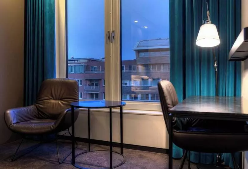 Motel One Amsterdam   Waterlooplein