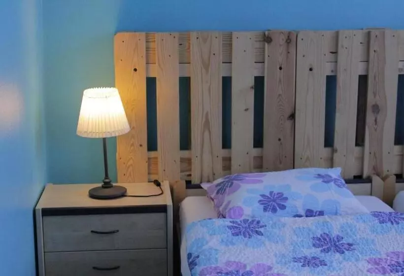 Hotelli Hôtel De Ville