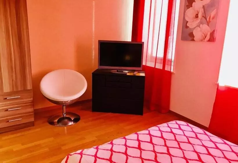 Hotelli Hôtel De Ville