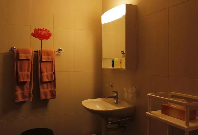 Hotelli Hôtel De Ville