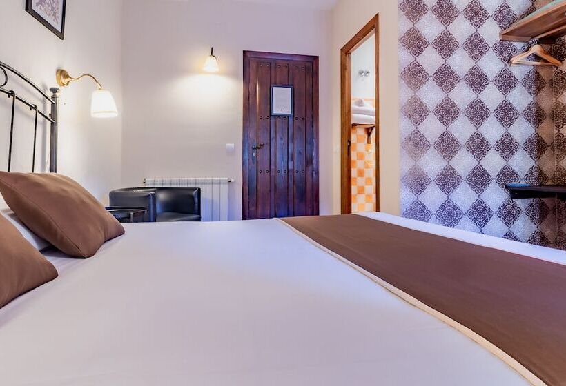 Hotel Posada Peña Pintada By Vivere Stays